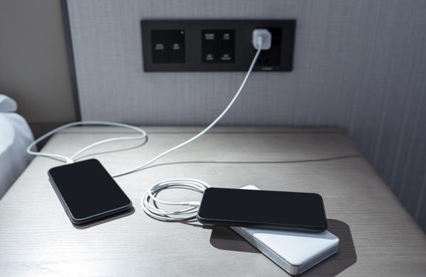 手機整夜充電可行嗎？有啥注意事項？這幾點要掌握
